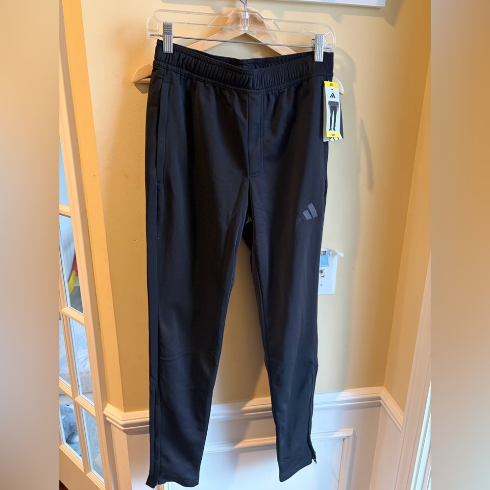 NWT adidas Black Men's Joggers with Logo